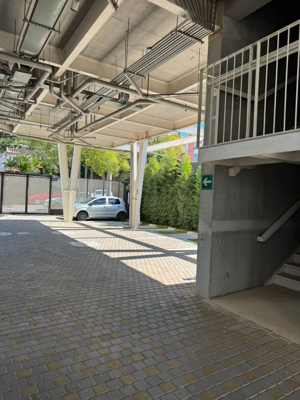 Listing image 14