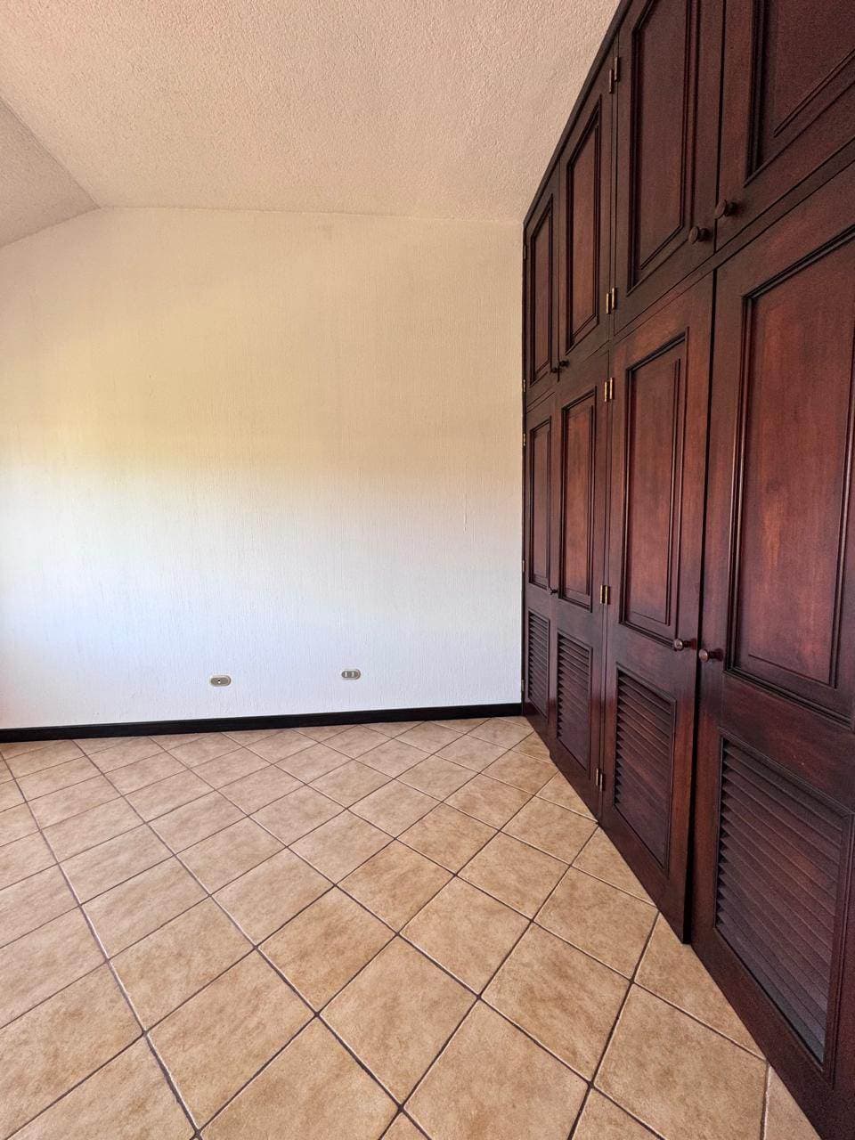 Listing image 26