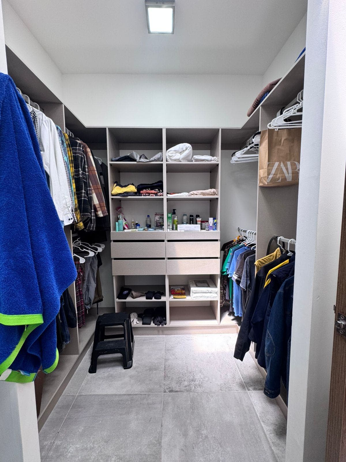 Listing image 27