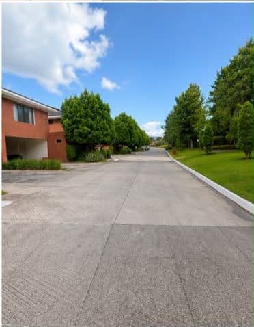SE VENDE CASA 4 HABS. ALAMEDAS DE SAN ISIDRO ZONA 16