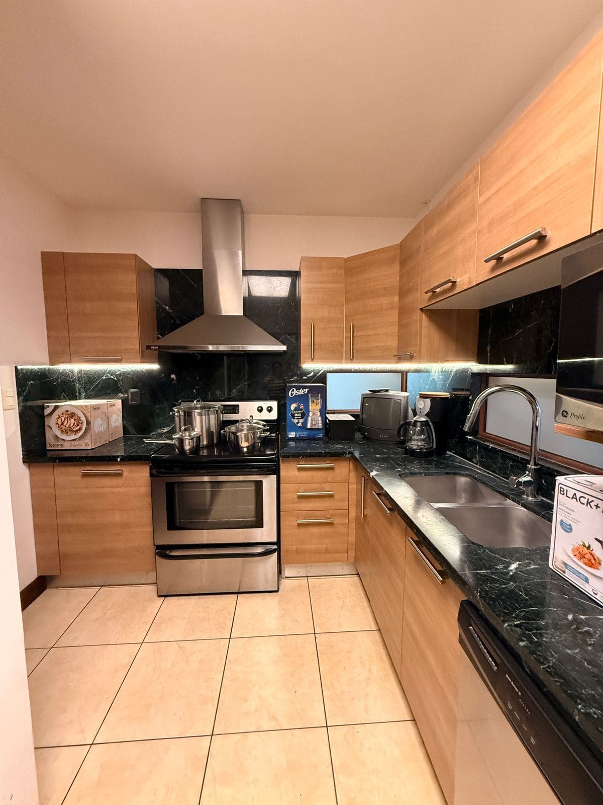 Listing image 11
