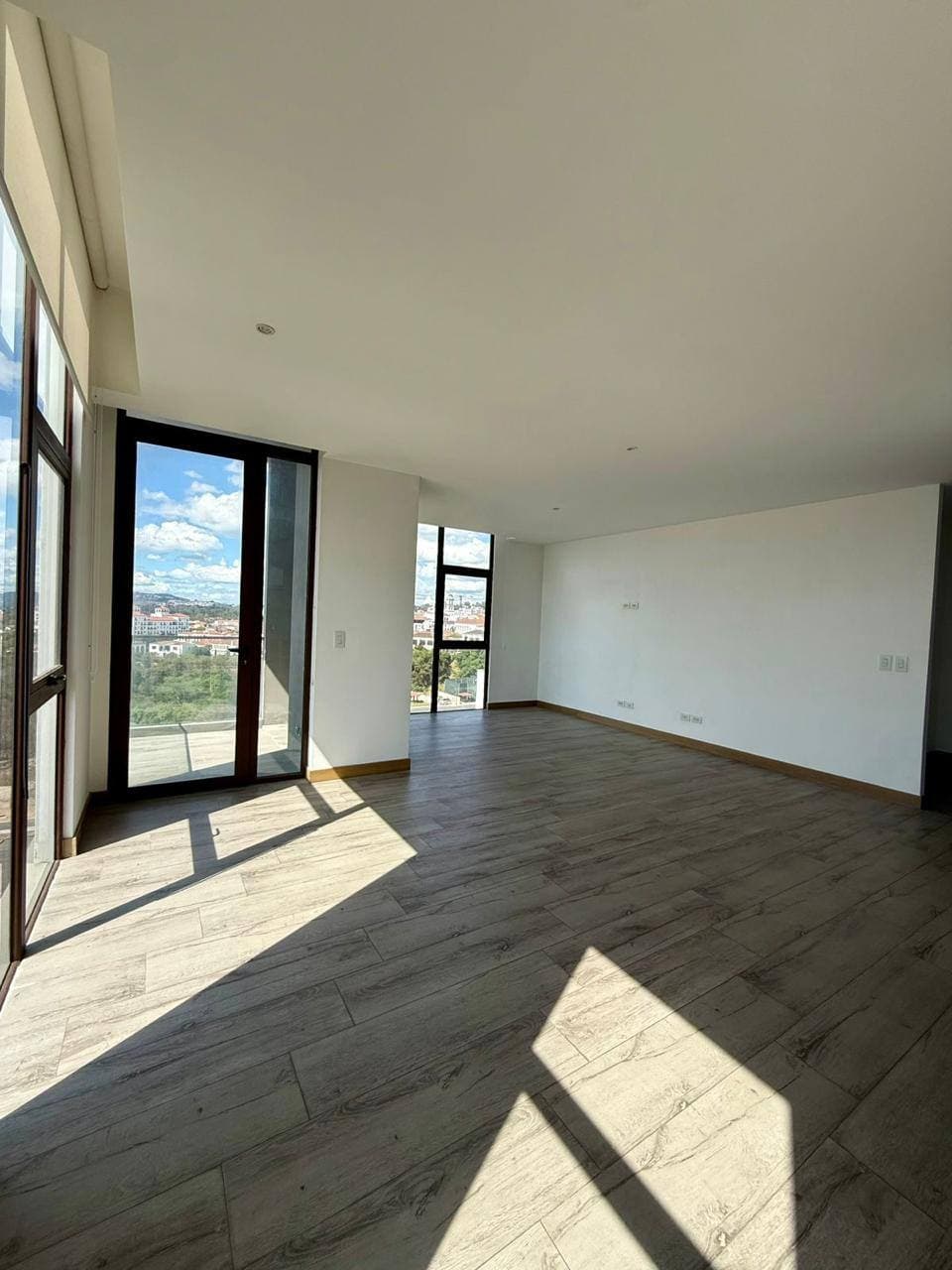 Alquiler Apartamento Nordic zona 15