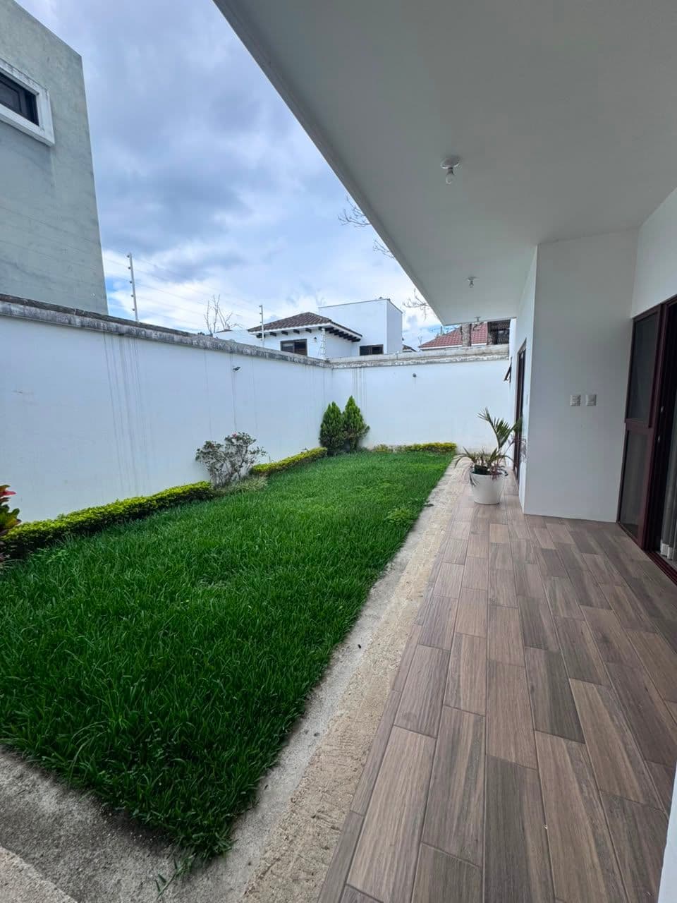 Listing image 14