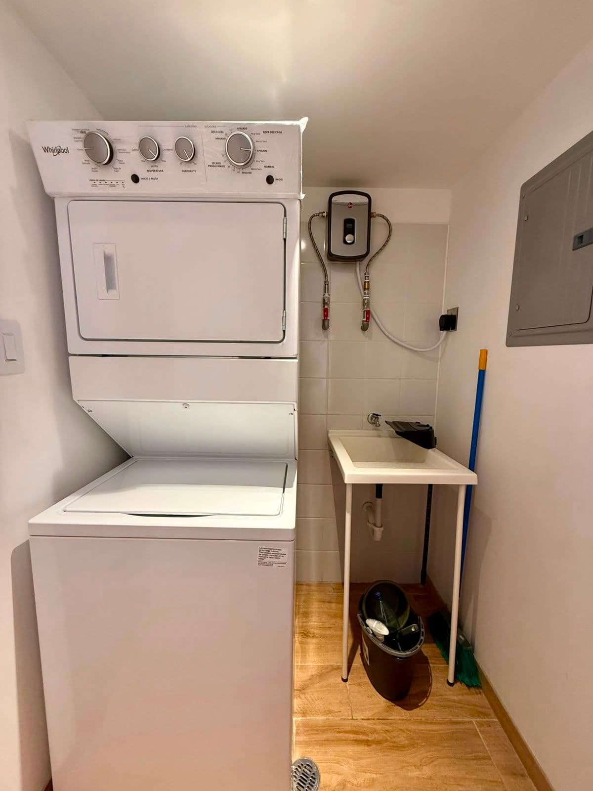Listing image 12