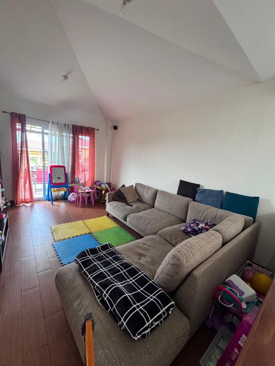 Listing image 8