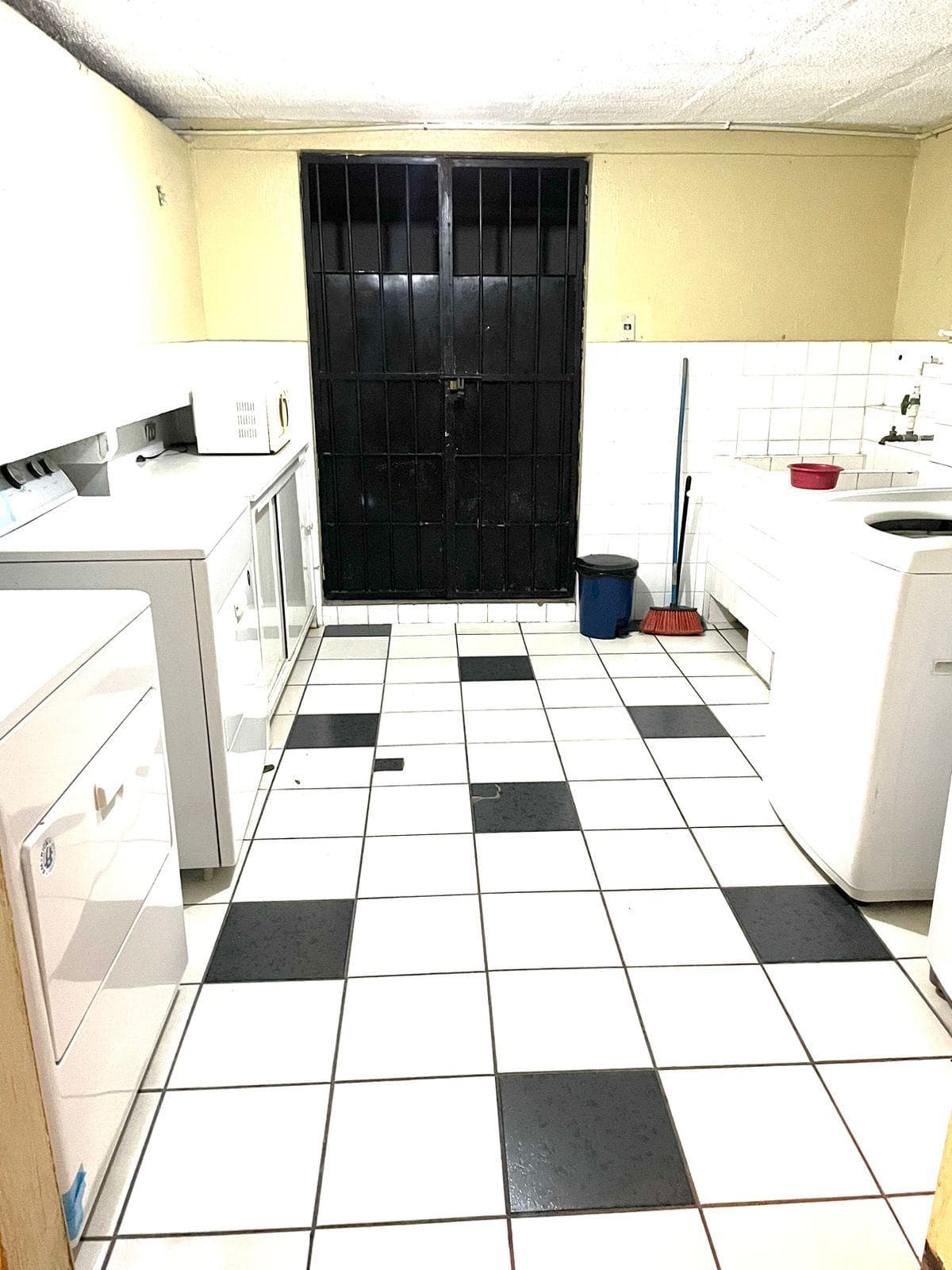 Listing image 8